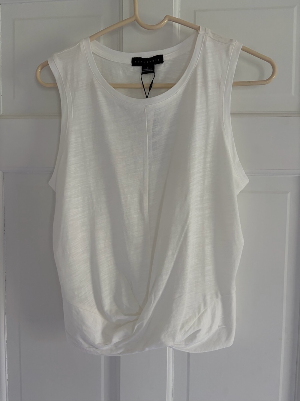 Sanctuary White Twist-Hem Sleeveless Tank